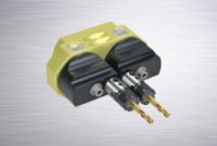 Heads with adjustable distance